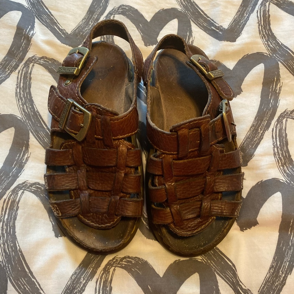 Vintage doc marten fisherman sandals